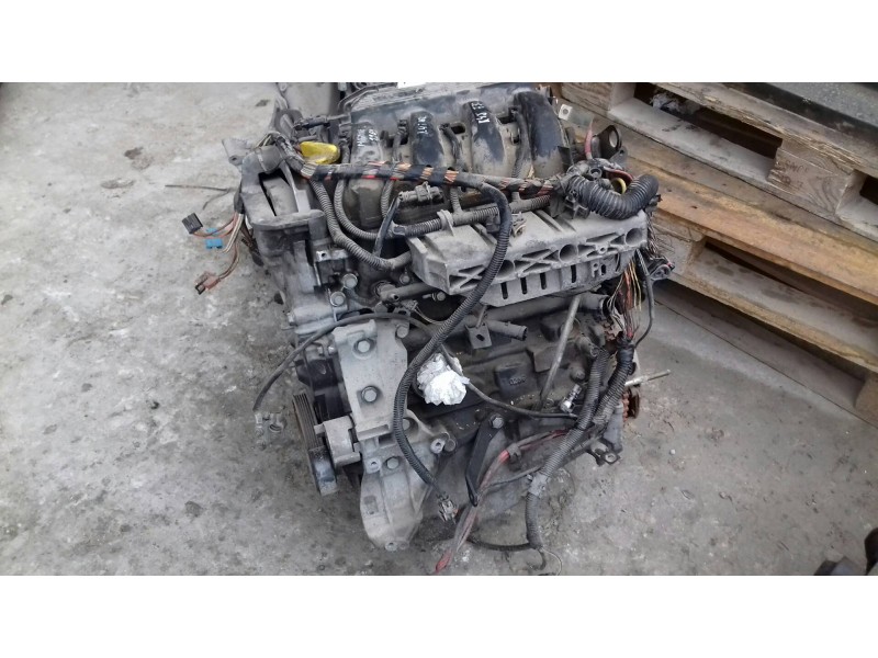 Recambio de motor completo para renault megane ii berlina 3p confort authentique referencia OEM IAM K4J730  