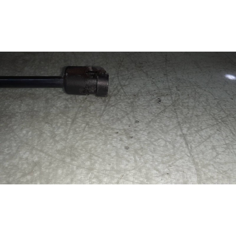 Recambio de amortiguadores maletero / porton para seat ibiza (6j5) sport referencia OEM IAM A06550300  300N