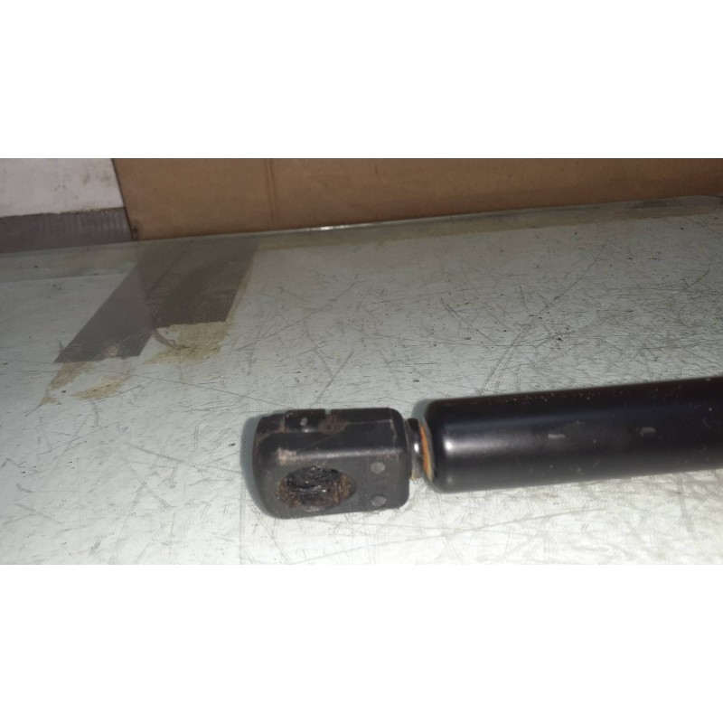 Recambio de amortiguadores maletero / porton para seat ibiza (6j5) sport referencia OEM IAM A06550300  300N