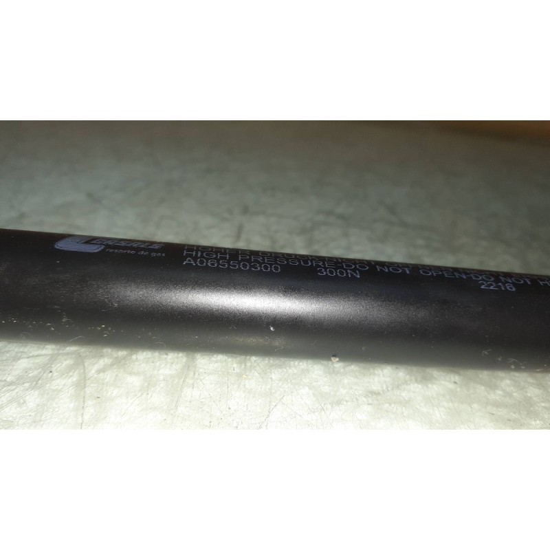 Recambio de amortiguadores maletero / porton para seat ibiza (6j5) sport referencia OEM IAM A06550300  300N