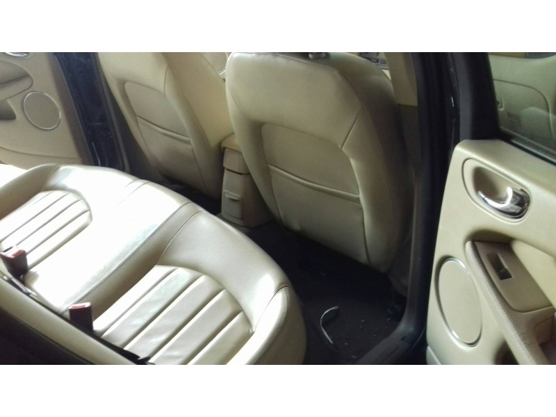 jaguar x-type del año 2006