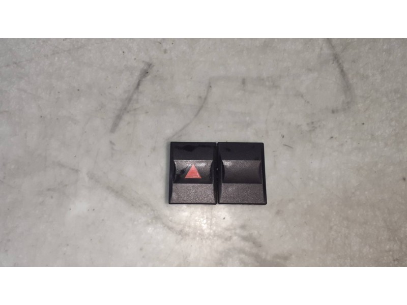 Recambio de warning para ford mondeo berlina (ge) ambiente (06.2003) (d) referencia OEM IAM 2S7T13A350DA  