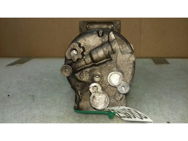 Recambio de compresor aire acondicionado para renault megane ii classic berlina dynamique referencia OEM IAM 047136232825A  DELP