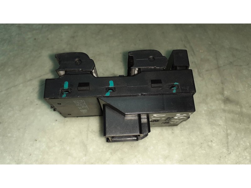 Recambio de mando elevalunas delantero izquierdo para chevrolet orlando lt+ referencia OEM IAM 20917577 321474 TRW