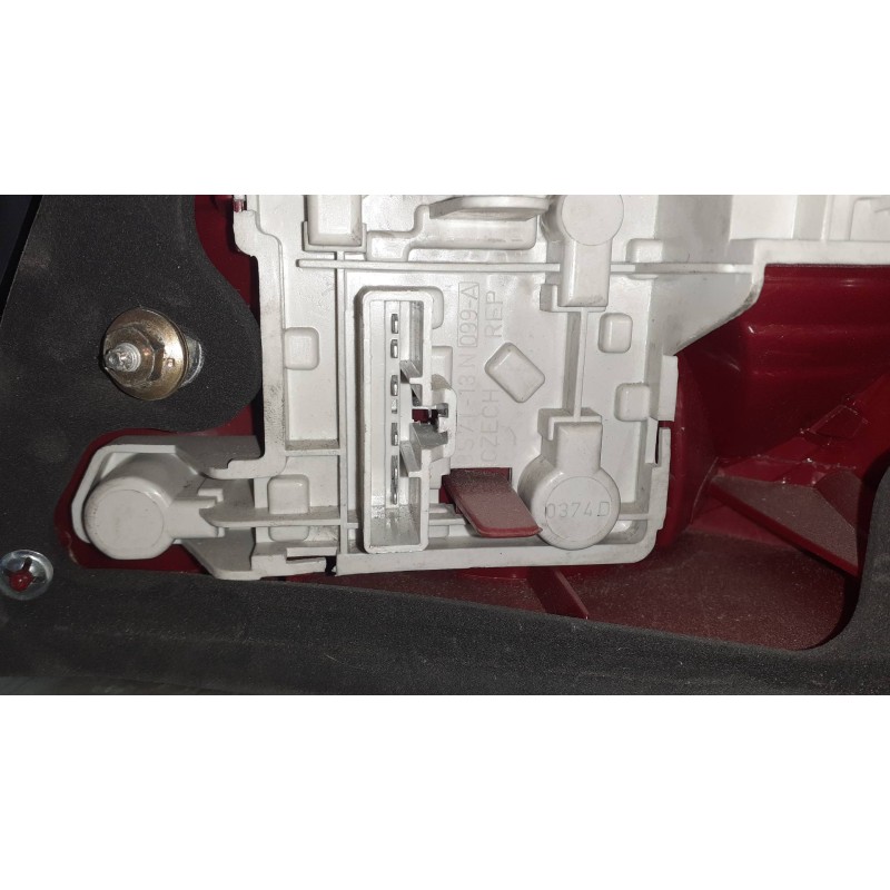 Recambio de piloto trasero izquierdo para ford mondeo berlina (ge) ambiente (06.2003) (d) referencia OEM IAM 6S7113405A  