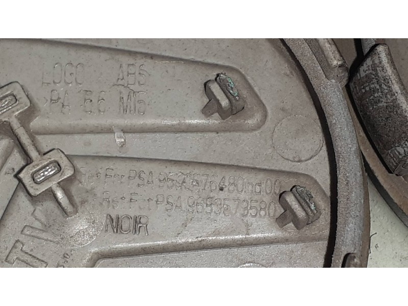 Recambio de tapacubos para citroen c4 picasso exclusive referencia OEM IAM 9683576480  