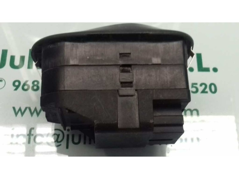 Recambio de mando elevalunas delantero izquierdo para peugeot 306 berlina 3/5 puertas (s1) referencia OEM IAM   
