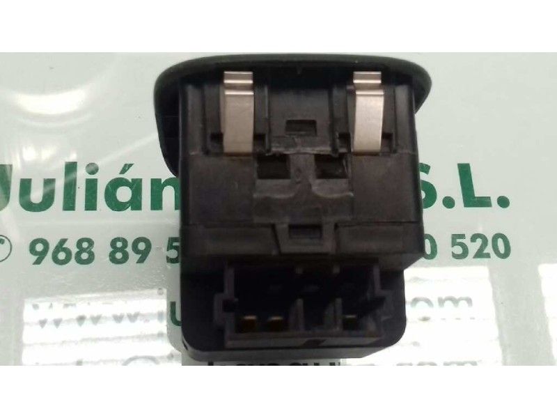 Recambio de mando elevalunas delantero izquierdo para peugeot 306 berlina 3/5 puertas (s1) referencia OEM IAM   