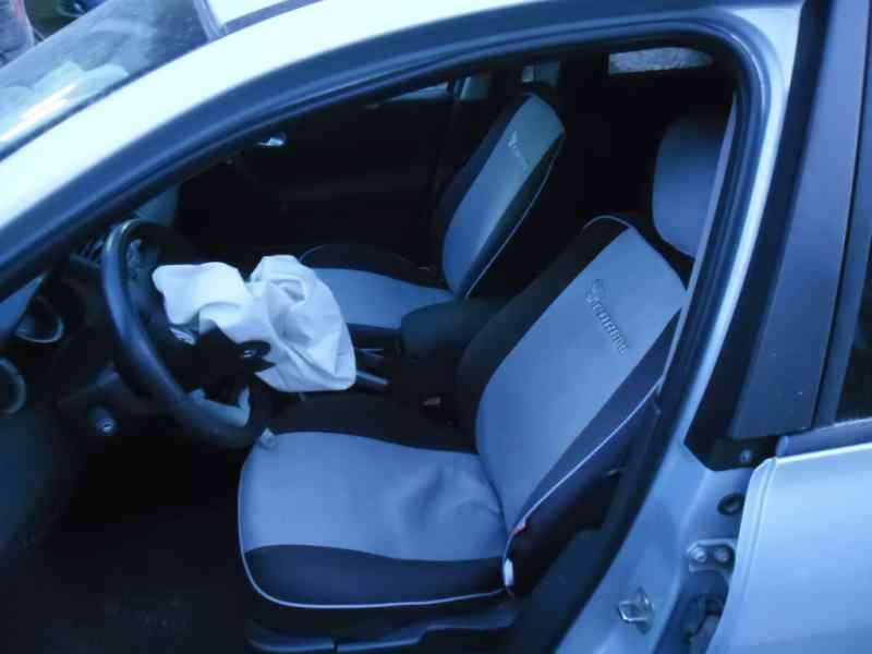 renault megane ii classic berlina del año 2004