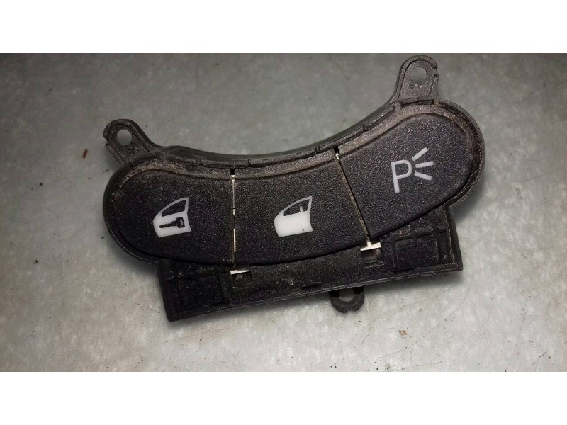 Recambio de mando multifuncion para lancia ypsilon (101) 1.2 8v referencia OEM IAM 735342538 28668B883 
