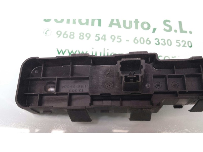 Recambio de mando elevalunas delantero derecho para peugeot 307 berlina (s2) referencia OEM IAM 96351625XT 53269709 11561 Recambio de mando elevalunas delantero derecho para peugeot 307 berlina (s2) referencia OEM IAM 96351625XT 53269709 11561