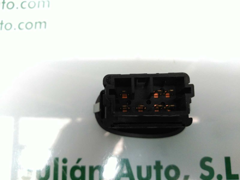 Recambio de mando elevalunas trasero derecho para citroen c3 1.4 hdi exclusive referencia OEM IAM 2594304  