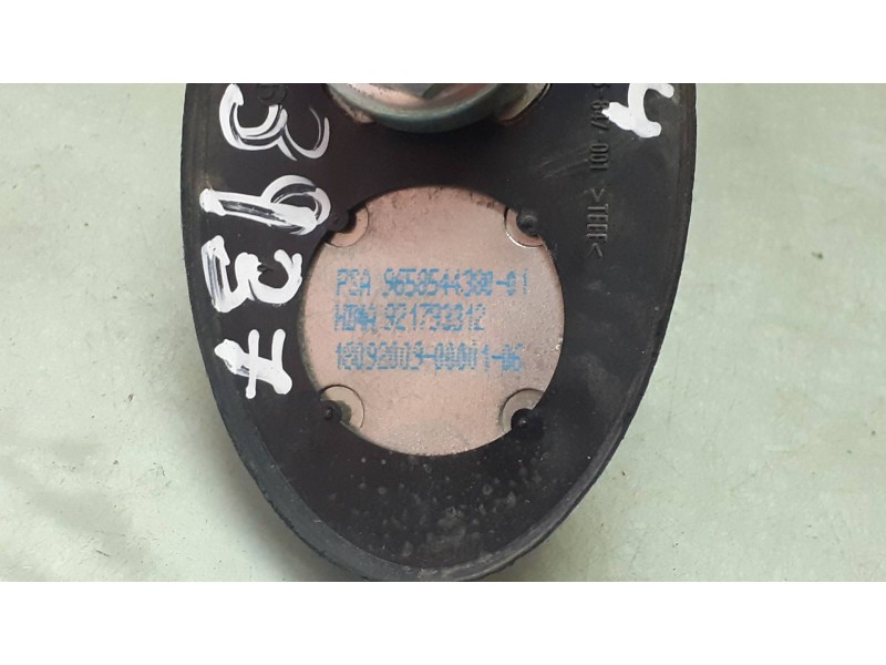 Recambio de antena para citroen c4 picasso exclusive referencia OEM IAM 723847001 723847001 