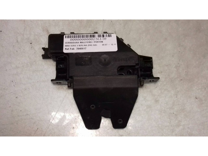 Recambio de cerradura maletero / porton para bmw serie 3 berlina (e90) 320i referencia OEM IAM 7840617 CZ08514 