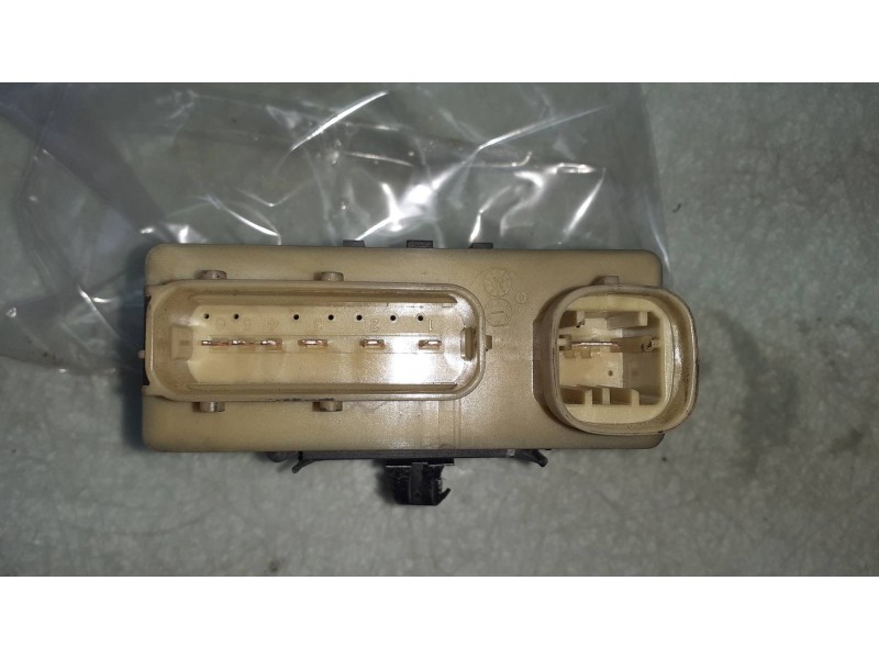 Recambio de caja precalentamiento para citroen c4 picasso exclusive referencia OEM IAM 9652021180  