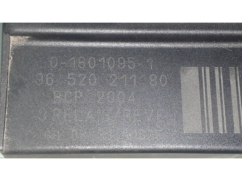 Recambio de caja precalentamiento para citroen c4 picasso exclusive referencia OEM IAM 9652021180  