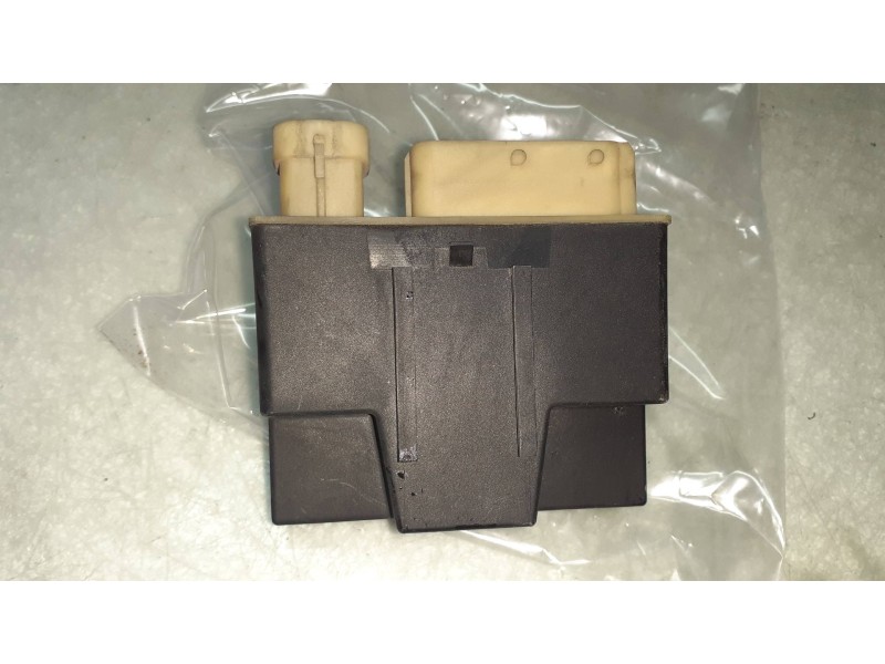 Recambio de caja precalentamiento para citroen c4 picasso exclusive referencia OEM IAM 9652021180  