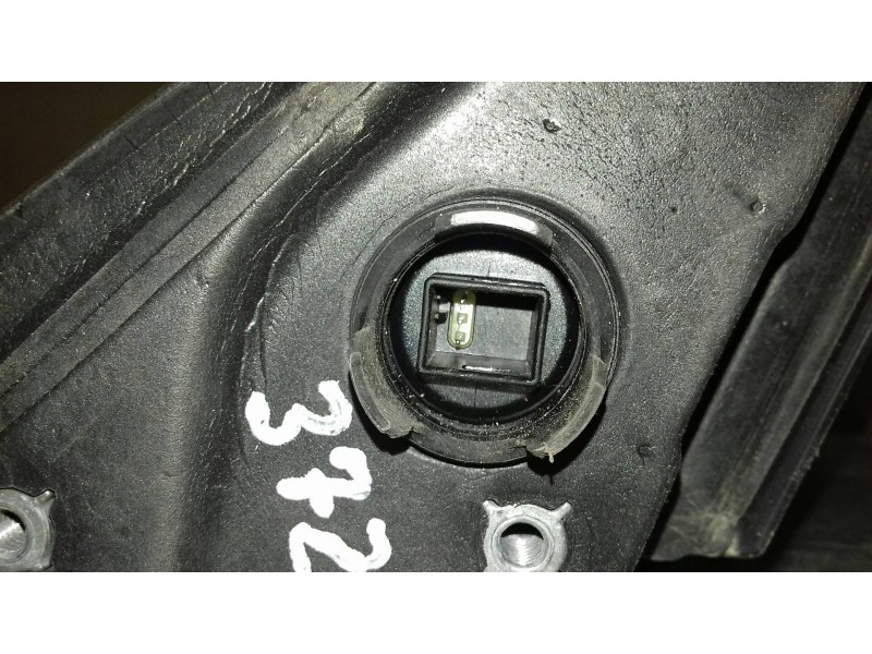 Recambio de retrovisor derecho para bmw serie 3 berlina (e90) 320i referencia OEM IAM 7075626 010803 ELECTRICO