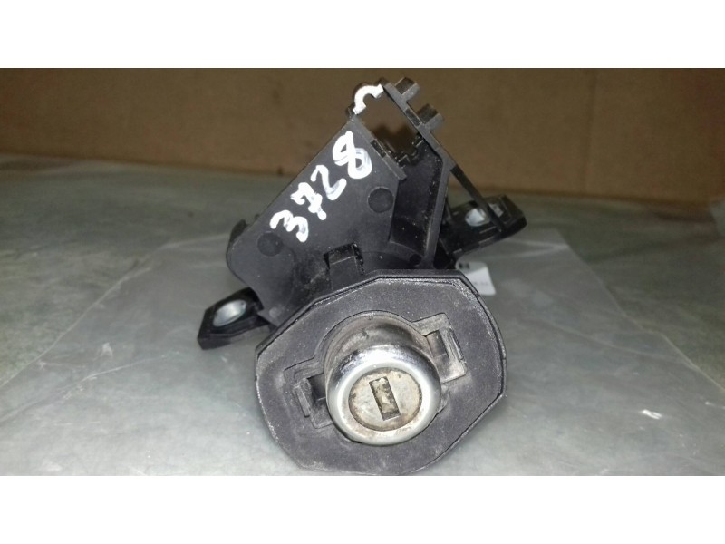 Recambio de bombin porton trasero para bmw serie 3 berlina (e90) 320i referencia OEM IAM 51247167321 10862510 E907199841