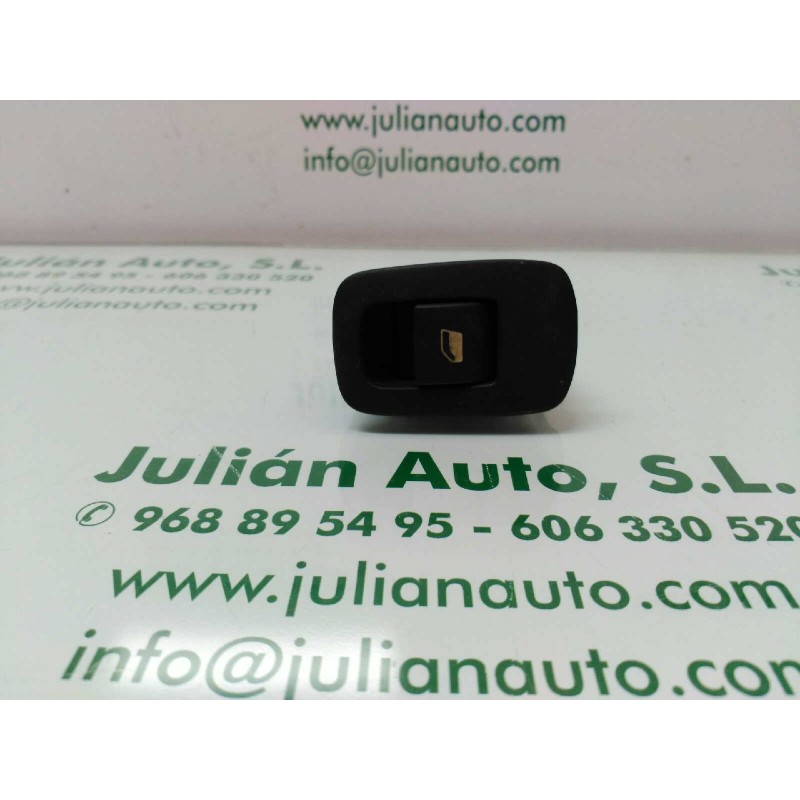 Recambio de mando elevalunas trasero derecho para citroen c4 grand picasso exclusive referencia OEM IAM 96639378ZD  