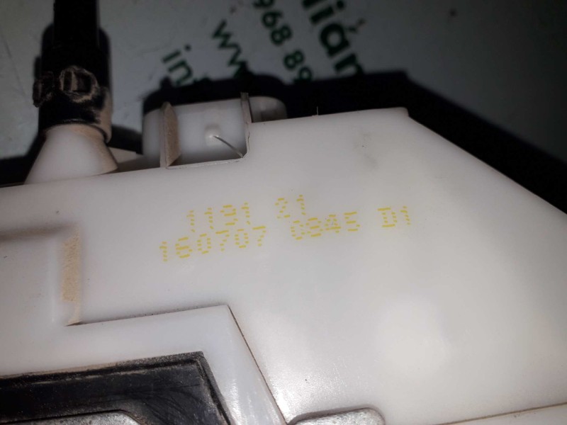 Recambio de cerradura puerta delantera derecha para renault scenic ii emotion referencia OEM IAM 119121  4 PINES