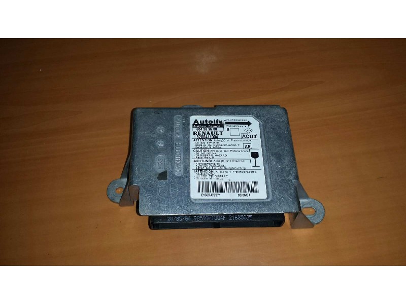 Recambio de centralita airbag para renault megane ii classic berlina confort authentique referencia OEM IAM 604289600 8200411004