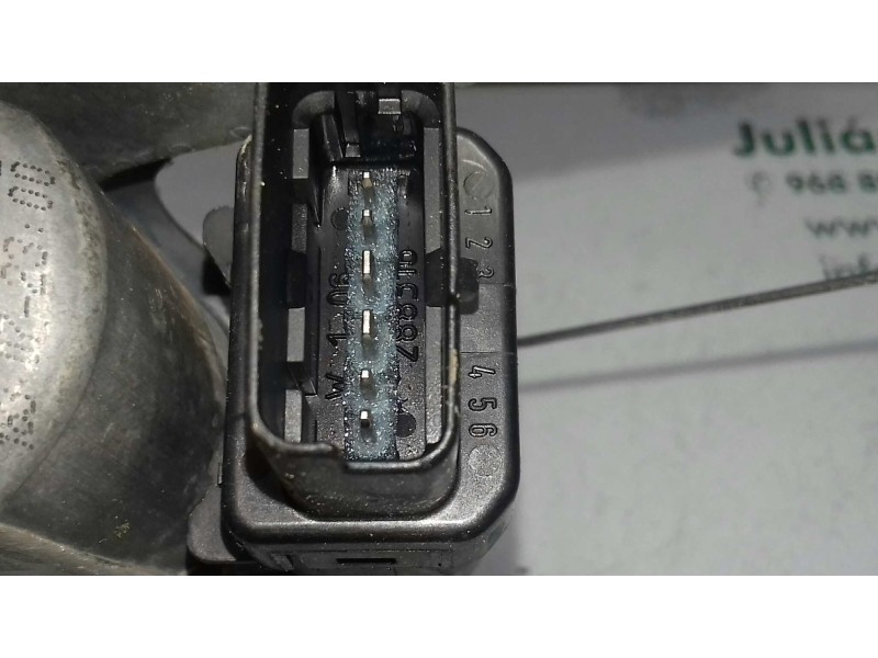 Recambio de elevalunas delantero derecho para renault scenic ii emotion referencia OEM IAM 117358C 440726J4 ELECTRICO