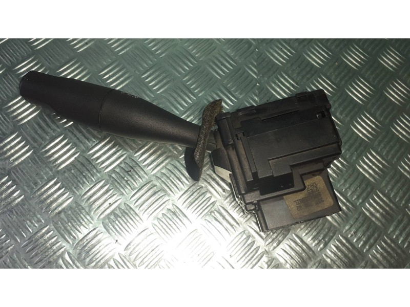 Recambio de mando limpia para citroen jumpy 2.0 hdi sx furg. referencia OEM IAM 33779002  96049596ZL