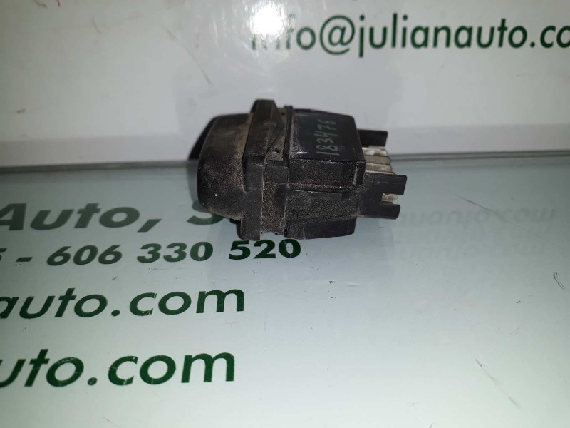Recambio de mando elevalunas delantero derecho para peugeot 306 berlina 3/4/5 puertas (s2) referencia OEM IAM   