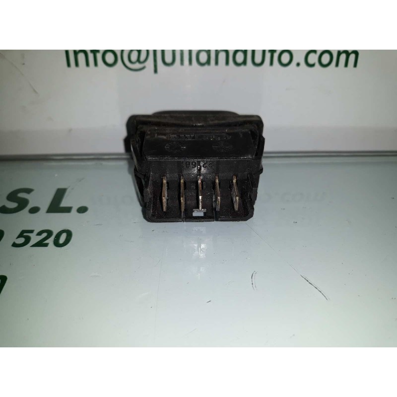 Recambio de mando elevalunas delantero derecho para peugeot 306 berlina 3/4/5 puertas (s2) boulebard referencia OEM IAM   