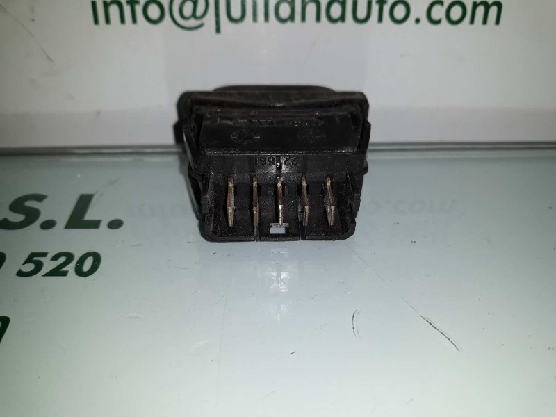 Recambio de mando elevalunas delantero derecho para peugeot 306 berlina 3/4/5 puertas (s2) boulebard referencia OEM IAM   