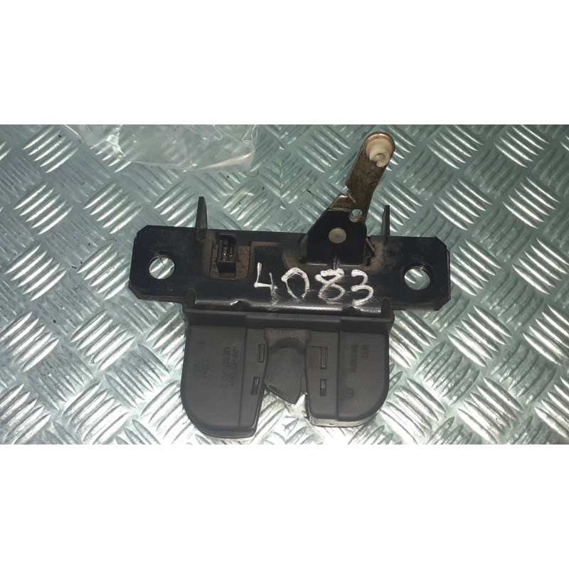 Recambio de cerradura maletero / porton para volkswagen golf iv berlina (1j1) conceptline 4motion referencia OEM IAM 1J6827505B 