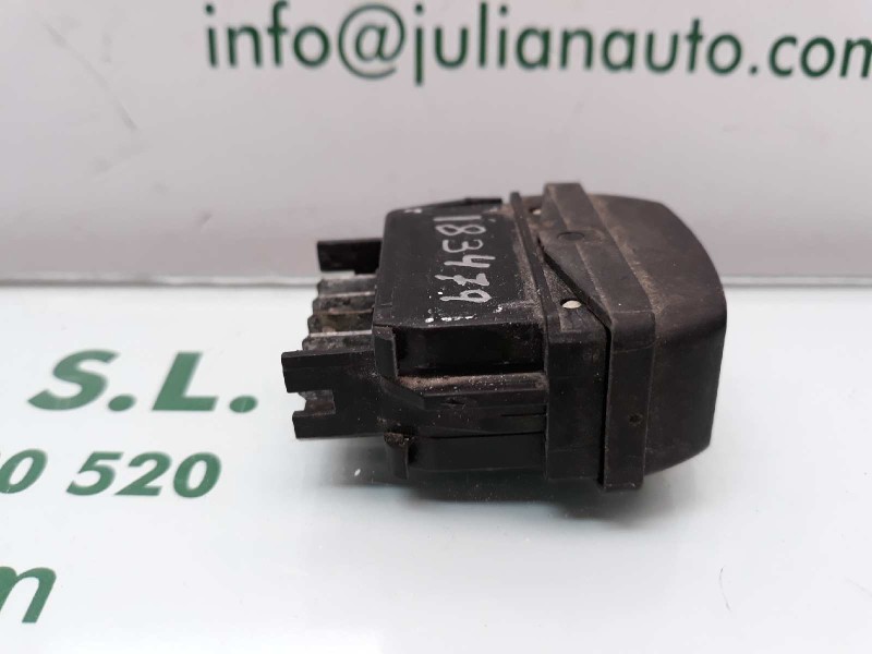Recambio de mando elevalunas delantero derecho para citroen xsara berlina 1.9 d sx referencia OEM IAM   