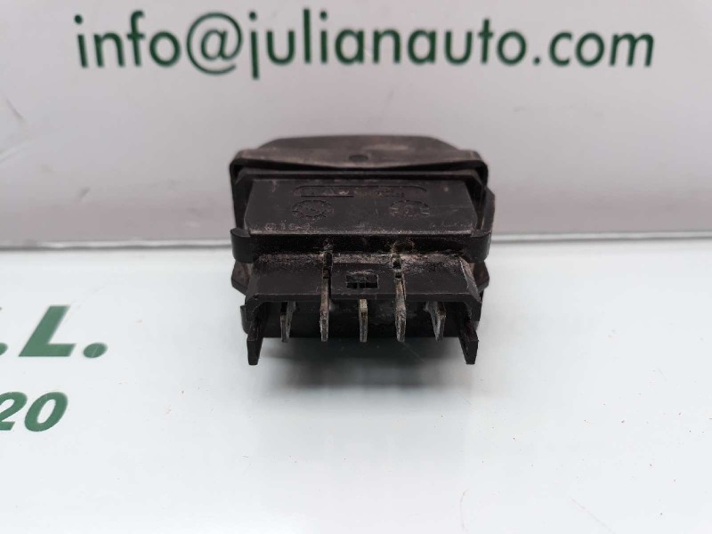 Recambio de mando elevalunas delantero derecho para citroen xsara berlina 1.9 d sx referencia OEM IAM   