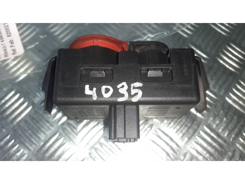 Recambio de warning para renault kangoo dynamique referencia OEM IAM 8200214896A 8200483813 8200409382