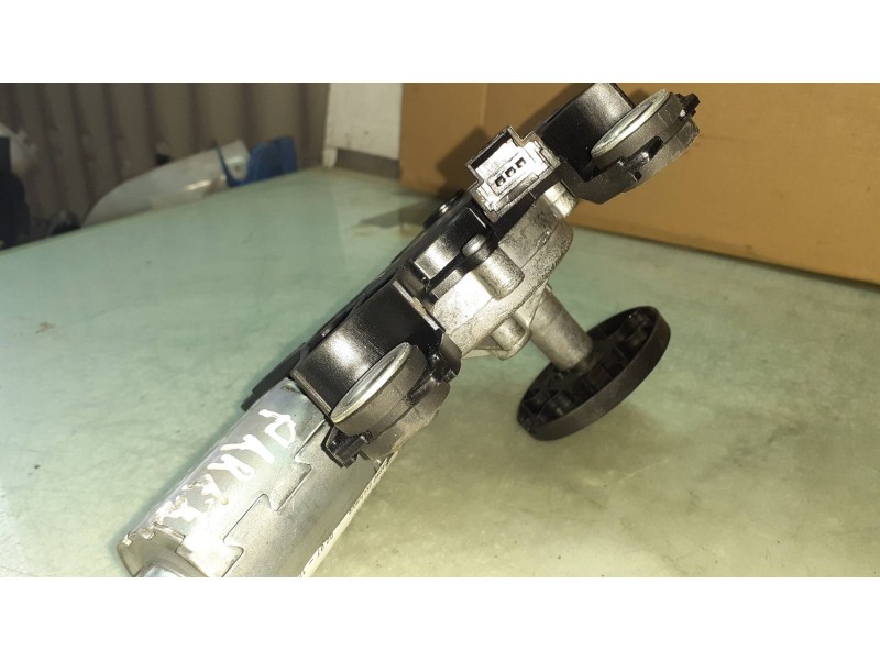 Recambio de motor limpia trasero para citroen c4 picasso exclusive referencia OEM IAM 0390201817 0390201817 BOSCH