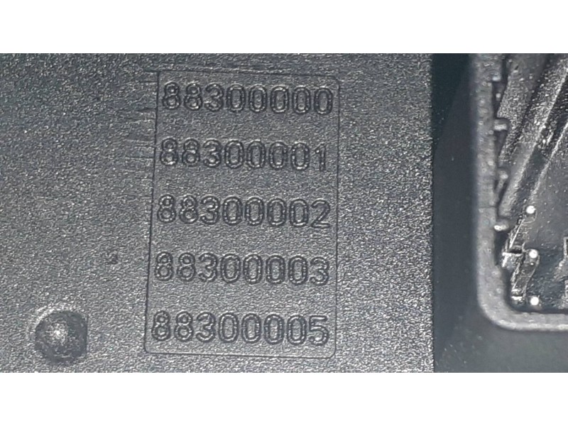 Recambio de warning para renault kangoo dynamique referencia OEM IAM 8200214896A 8200483813 8200409382