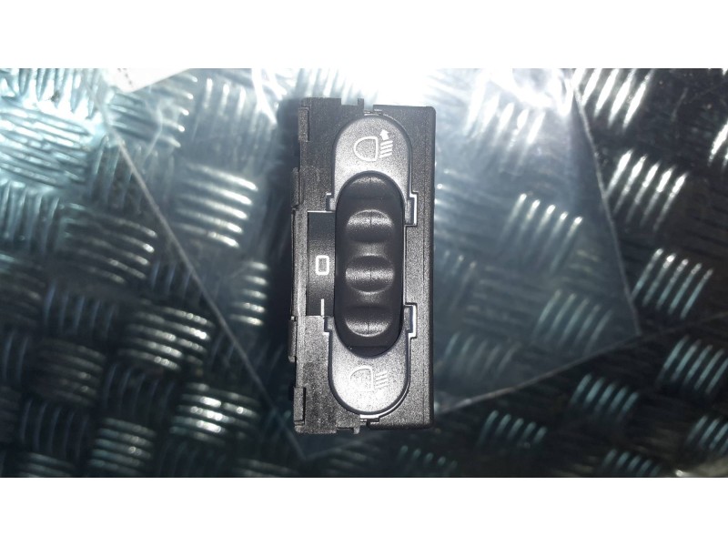 Recambio de interruptor para renault kangoo dynamique referencia OEM IAM 8200379685 7700841235 ALTURA FAROS