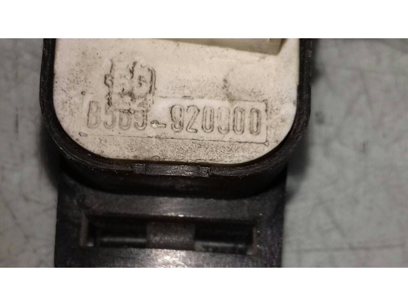 Recambio de mando elevalunas delantero derecho para fiat tempra berlina (159) t.ds referencia OEM IAM B569 920900 