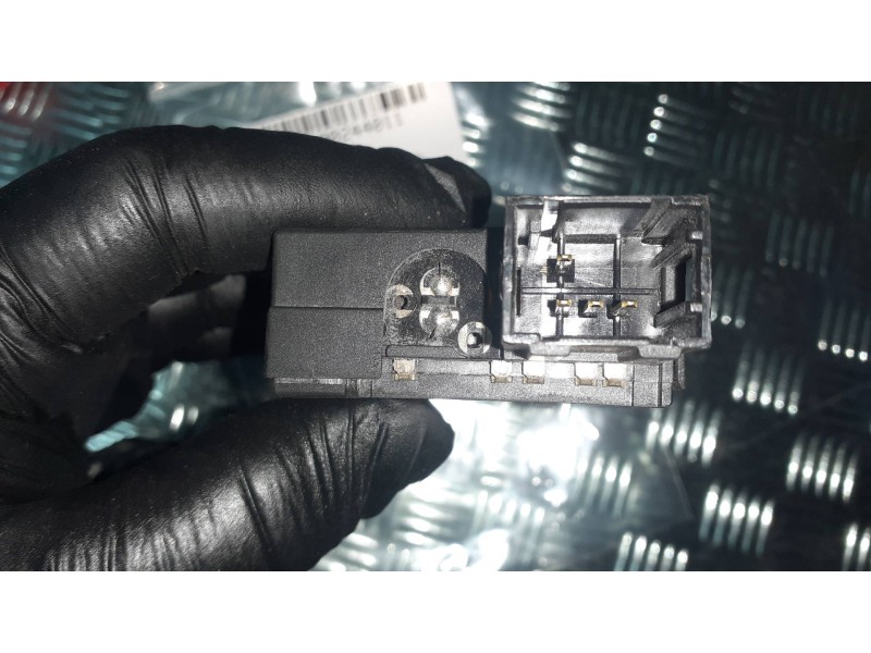 Recambio de interruptor para renault kangoo dynamique referencia OEM IAM 8200379685 7700841235 ALTURA FAROS