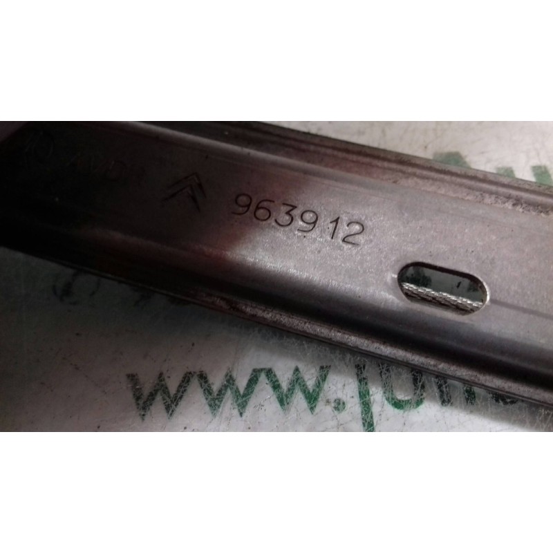 Recambio de elevalunas delantero derecho para citroen c3 1.4 hdi sx referencia OEM IAM 963912 400618H ELECTRICO
