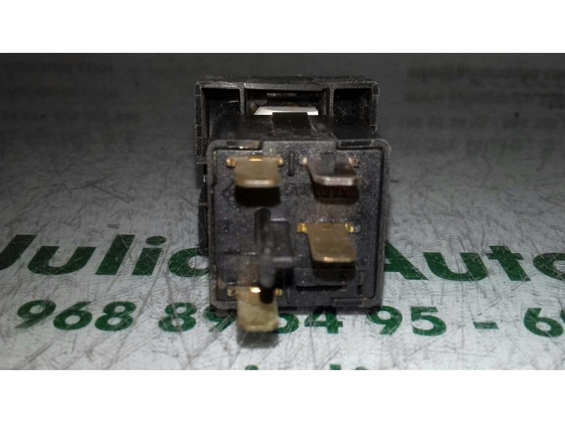 Recambio de interruptor para opel vectra b berlina básico (1999) referencia OEM IAM 90492932 501634 A / C Recambio de interruptor para opel vectra b berlina básico (1999) referencia OEM IAM 90492932 501634 A / C