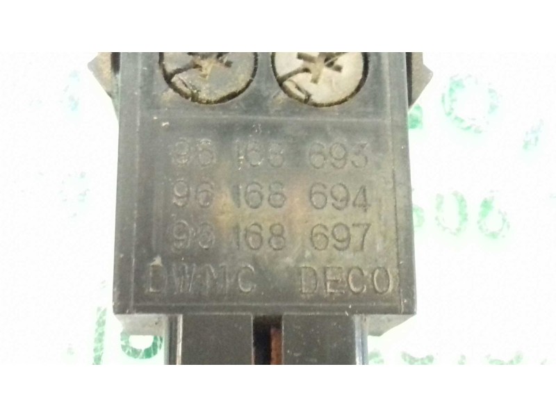 Recambio de interruptor para daewoo nexia referencia OEM IAM 96168693 3 + 2 PINES LUNE TERMICA
