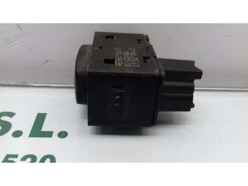 Recambio de mando elevalunas trasero izquierdo para peugeot 307 (s1) referencia OEM IAM 96360166XT 013020445 