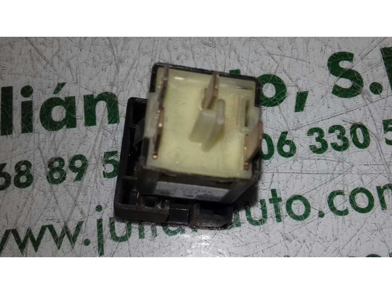 Recambio de interruptor para opel vectra b berlina edition 2000 referencia OEM IAM 09134507 501777 RECICLADO AIRE