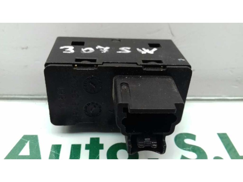 Recambio de mando elevalunas trasero derecho para peugeot 307 (s1) referencia OEM IAM 96360166XT 031491405 
