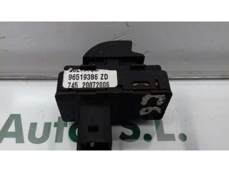 Recambio de mando elevalunas trasero izquierdo para citroen c6 exclusive referencia OEM IAM 96519386ZD  