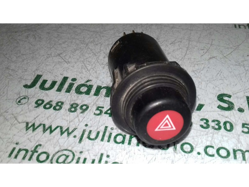 Recambio de warning para opel kadett e gl berlina referencia OEM IAM 90181853 501118 3 + 2 + 3 PINES