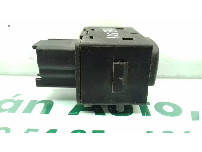 Recambio de mando elevalunas trasero derecho para peugeot 307 (s1) referencia OEM IAM 96360166XT 051052106 