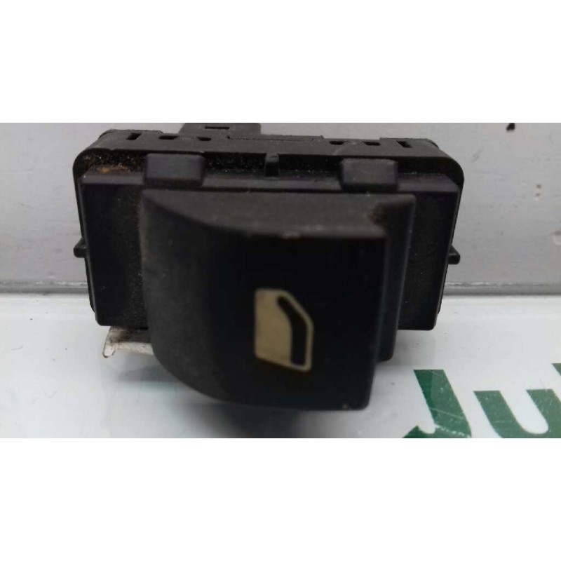 Recambio de mando elevalunas trasero derecho para citroen c6 exclusive referencia OEM IAM 96519387ZD  